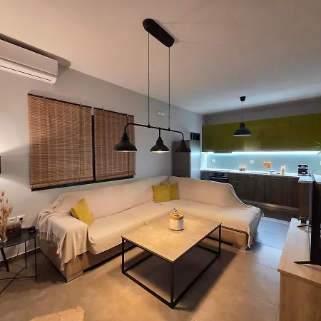Penthouse With Panoramic View דירה *